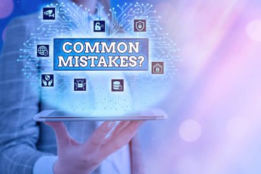 Ortak Hatalar Soru gösteren kavramsal el yazısı. İş fotoğrafı tekrar hareket veya yargı yanlış bir şey yanlış yapma vitrine.