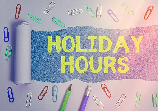 Woord schrijf tekst vakantie-uren. Bedrijfsconcept voor werknemer ontvangt tweemaal hun normale loon voor alle uren. — Stockfoto