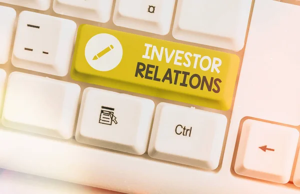 Ordskrivning text Investor Relations. Affärsidé för ledningsansvar som integrerar finansiering. — Stockfoto