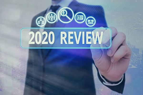 Schreiben Notiz zeigt 2020 Review. Business-Foto zeigt neue Trends und Aussichten im Tourismus oder Dienstleistungen für 2020. — Stockfoto