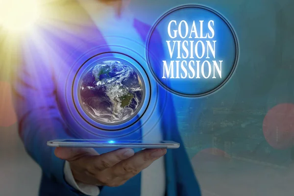 Handschrift Text Goals Vision Mission. Konzept, d.h. praktischer Planungsprozess, der verwendet wird, um der Gemeinschaft zu helfen Elemente dieses Bildes, das von der NASA geliefert wurde. — Stockfoto