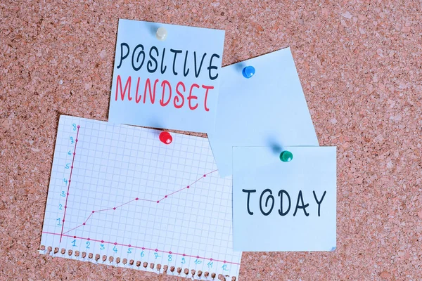 Word writing text Positive Mindset. Business concept for mental attitude in wich you expect favorable results Corkboard color size paper pin thumbtack tack sheet billboard notice board. — Stock Photo, Image