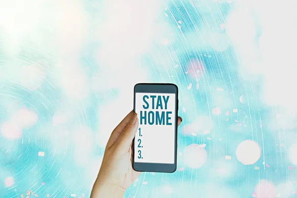 Konceptuell handstil som visar Stay Home. Företagsfoto visa upp inte gå ut för en aktivitet och stanna inne i huset eller hemmet. — Stockfoto