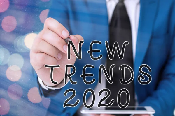 Word writing text New Trends 2020. Geschäftskonzept für eine allgemeine Richtung, in der sich etwas entwickelt. — Stockfoto