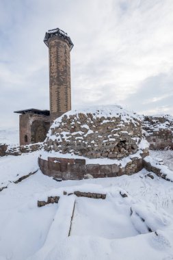 Cami Ef Ebu'l Manucehr ve mezar Camii Manucehr, A