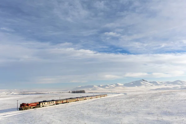 Tren ve peyzaj Kars, Türkiye'de