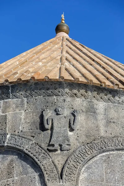 Relief on Merkez Kumbet Mosque in Kars, Turkey — Stock Photo, Image