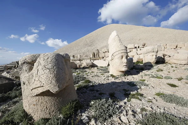 Δυτική βεράντα του βουνό Nemrut, Τουρκία — Φωτογραφία Αρχείου