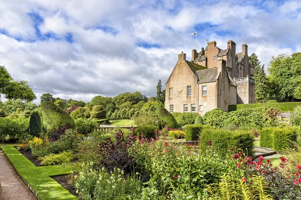 在苏格兰，英国花园的克雷斯城堡 — 图库照片