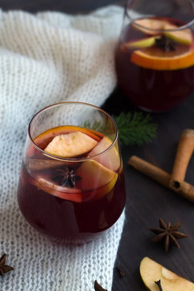 Glass Red Mulled Wine Orange Apple Cinnamon Anise Star Warm — Stock Photo, Image