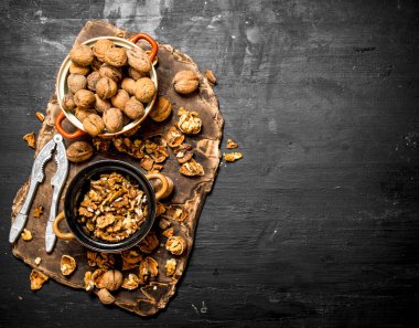 Fındıkkıran kase kabuklu ceviz.