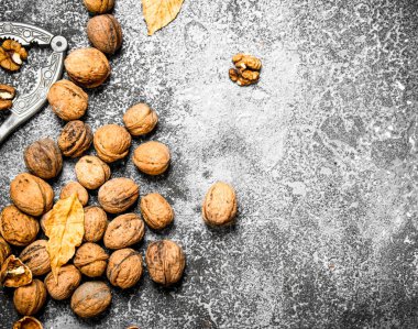 Fındıkkıran cevizli.