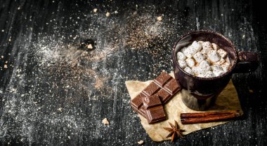 Şekerlemeli sıcak çikolata.