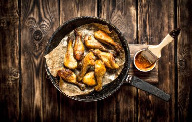 Domates soslu kızarmış tavuk..