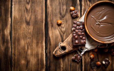 fındık ile krem çikolata.