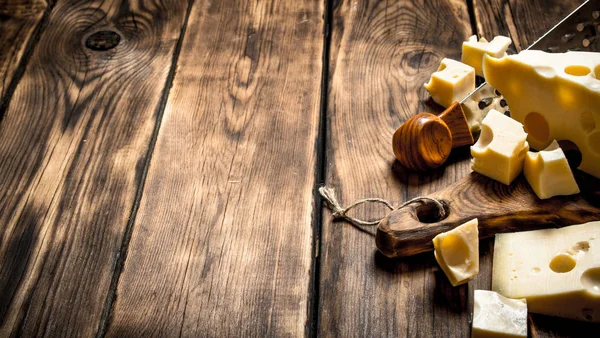 Peynir rende yönetim kurulu ile parçaları.