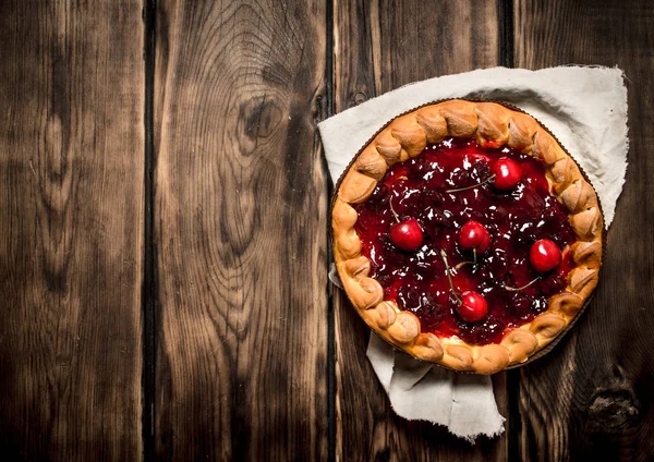 Tarta de cereza para telas viejas . —  Fotos de Stock