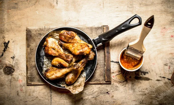 Domates soslu kızarmış tavuk..