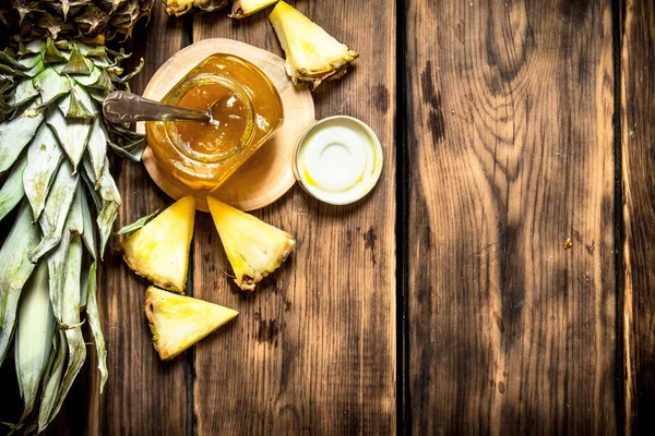 Ananas reçeli adet.