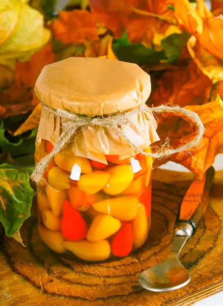 Sonbahar kavramı. Cam gıda muhafaza