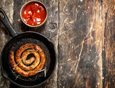 domates soslu sosis.