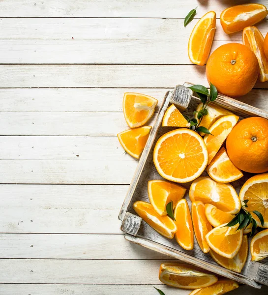 Fresh oranges in a box. — Stock Photo, Image