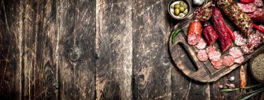 Kurullarında Salam çeşitleri.