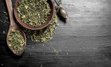 kurutulmuş yeşil çay.