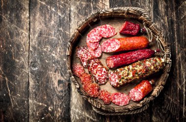 Kurullarında Salam çeşitleri.