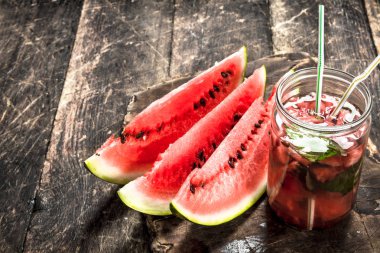 taze karpuz suyu.