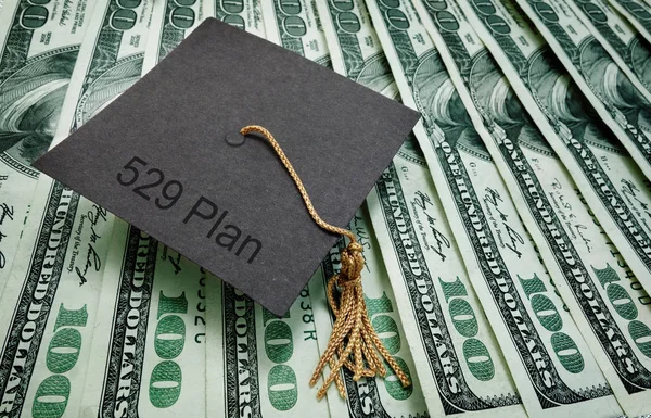 529 plan edukacji pieniądze — Zdjęcie stockowe