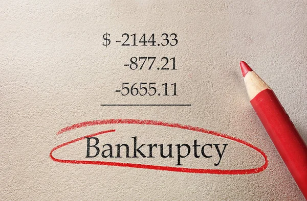 Червоне коло банкрутом — стокове фото