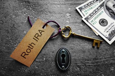 Roth IRA Key tag and cash clipart