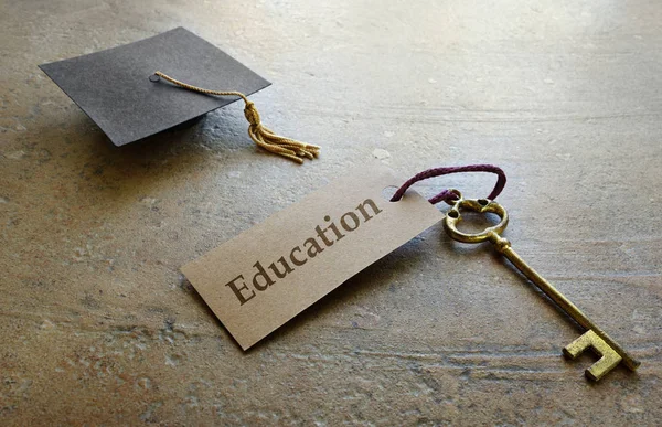 Kunci pendidikan pascasarjana — Stok Foto
