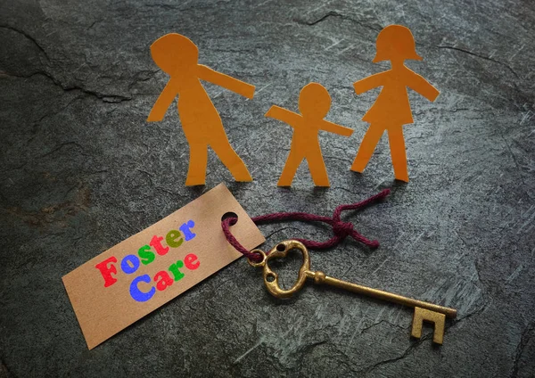 Paper foster care family — Stock Photo, Image