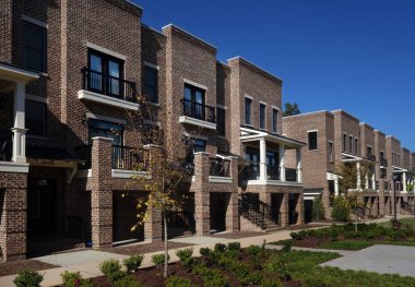 Yeni tuğla townhomes