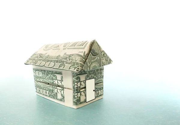Dollarn hus på vit — Stockfoto