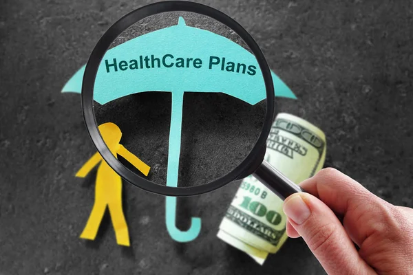 Looking for health insurance — Stock Photo, Image