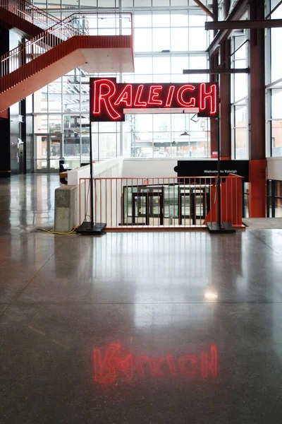Raleigh Usa 2020 Interior Union Station Train Depot Raleigh Neon — Stock Photo, Image