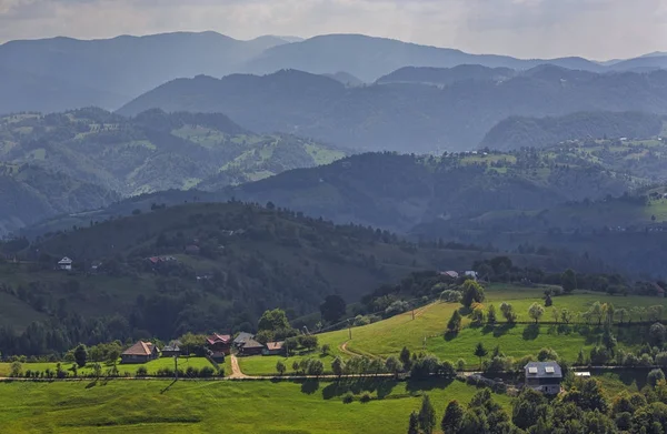 Col Rucar-Bran, Transylvanie, Roumanie — Photo