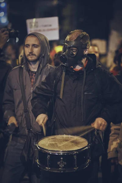 Manifestations contre la mine d'or Rosia Montana, Bucarest, Roumanie — Photo