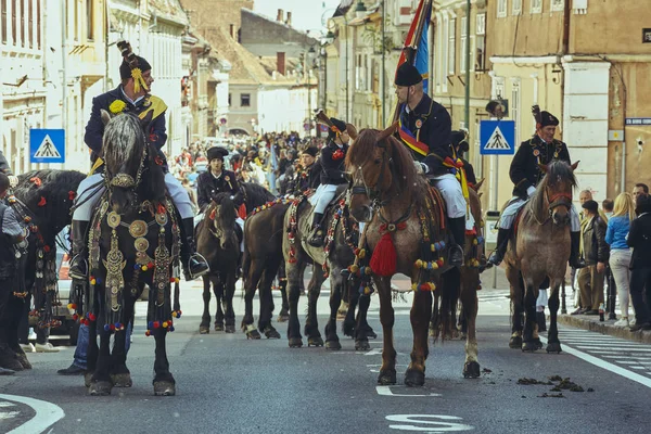 Junii Brasovului Parade, Brasov, Romania — Stock Photo, Image