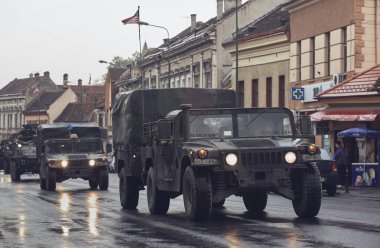 Brasov, Romanya ile Amerikan askeri konvoy pass