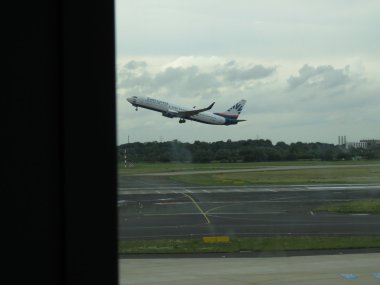 Düsseldorf, Almanya - Haziran 2012 yaklaşık: Sunexpress uçak kalkış sırasında