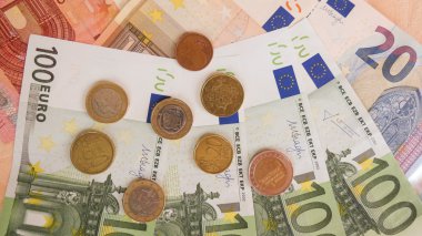 Avro banknotları ve sikkeler