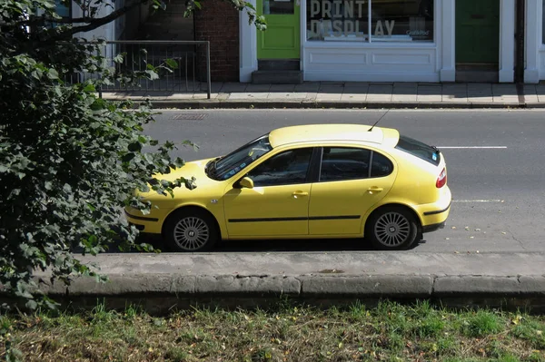 York Storbritannia Circa August 2015 Yellow Seat Car Street City – stockfoto