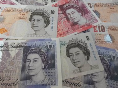 Londra, İngiltere - Temmuz 2015 yaklaşık: İngiliz Sterlini Sterlini notlar