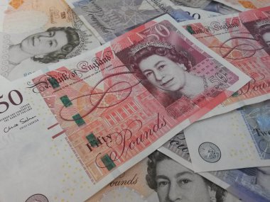 Londra, İngiltere - Temmuz 2015 yaklaşık: İngiliz Sterlini Sterlini notlar