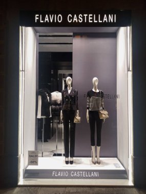 Florence, İtalya - Temmuz 2016 yaklaşık: mağaza önünde Flavio Castellani marka deposu