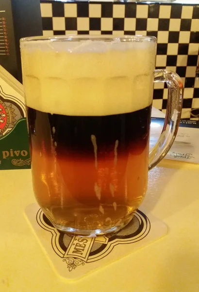 捷克布尔诺 2017年2月 一杯捷克啤酒 — 图库照片